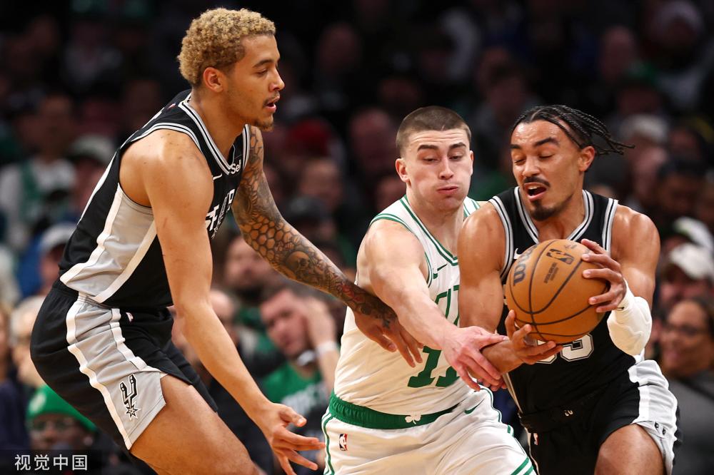 的表现尤为 的表现尤为