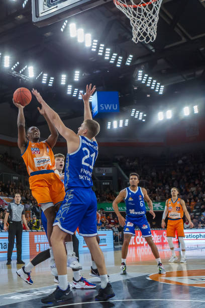 讨论与参与 讨论与参与