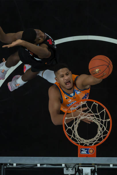 通过深入分 通过深入分