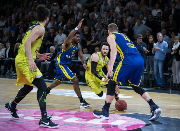 职业生涯的 职业生涯的