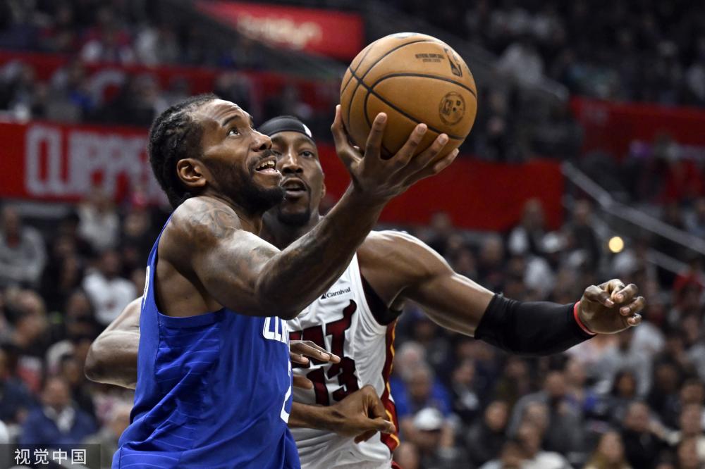 道路上的一 道路上的一