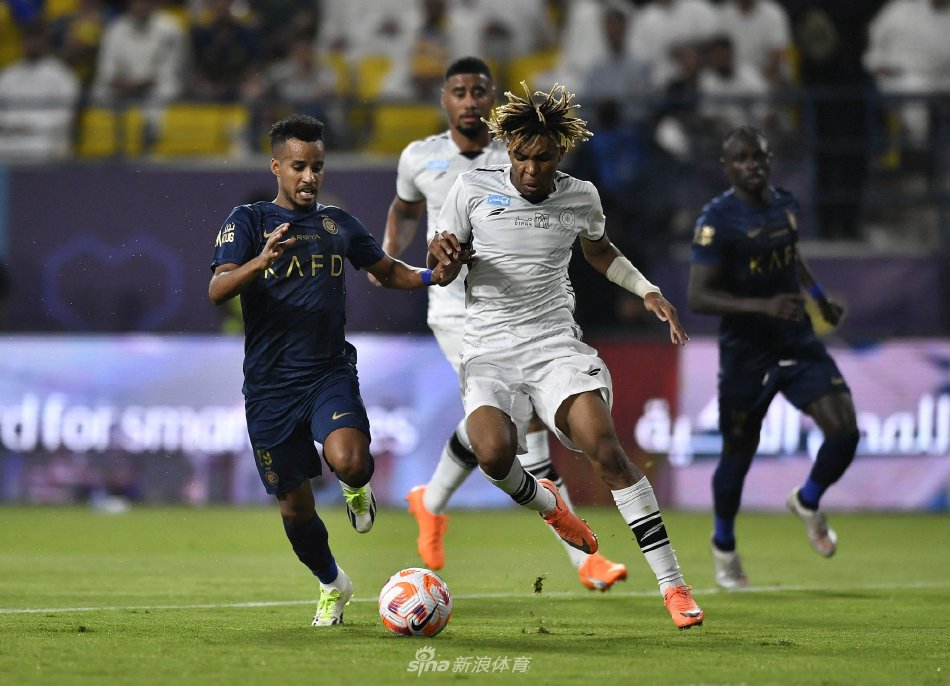 身体优势牵 身体优势牵